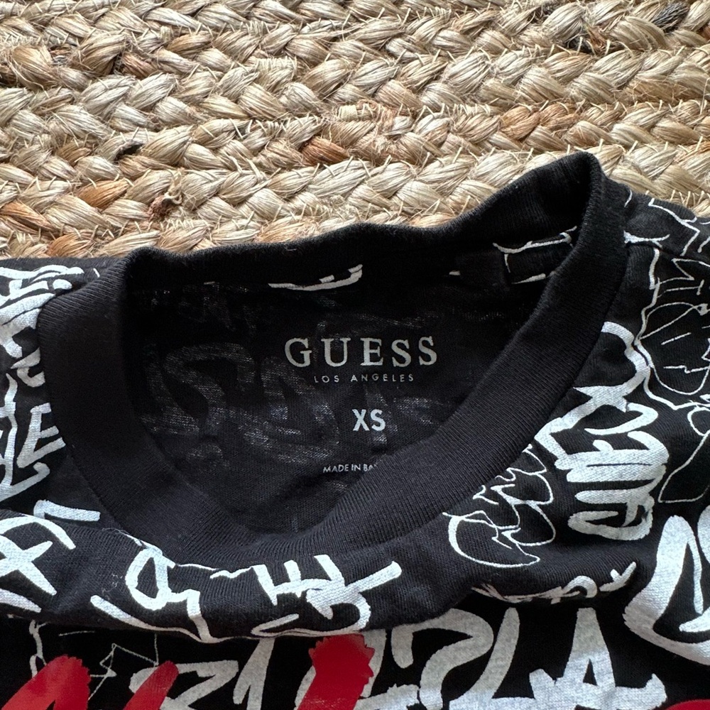 GUESS CROP TOP - Picture 3 of 6